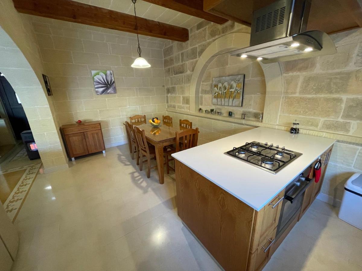 Gilju B&B Xagħra Eksteriør billede